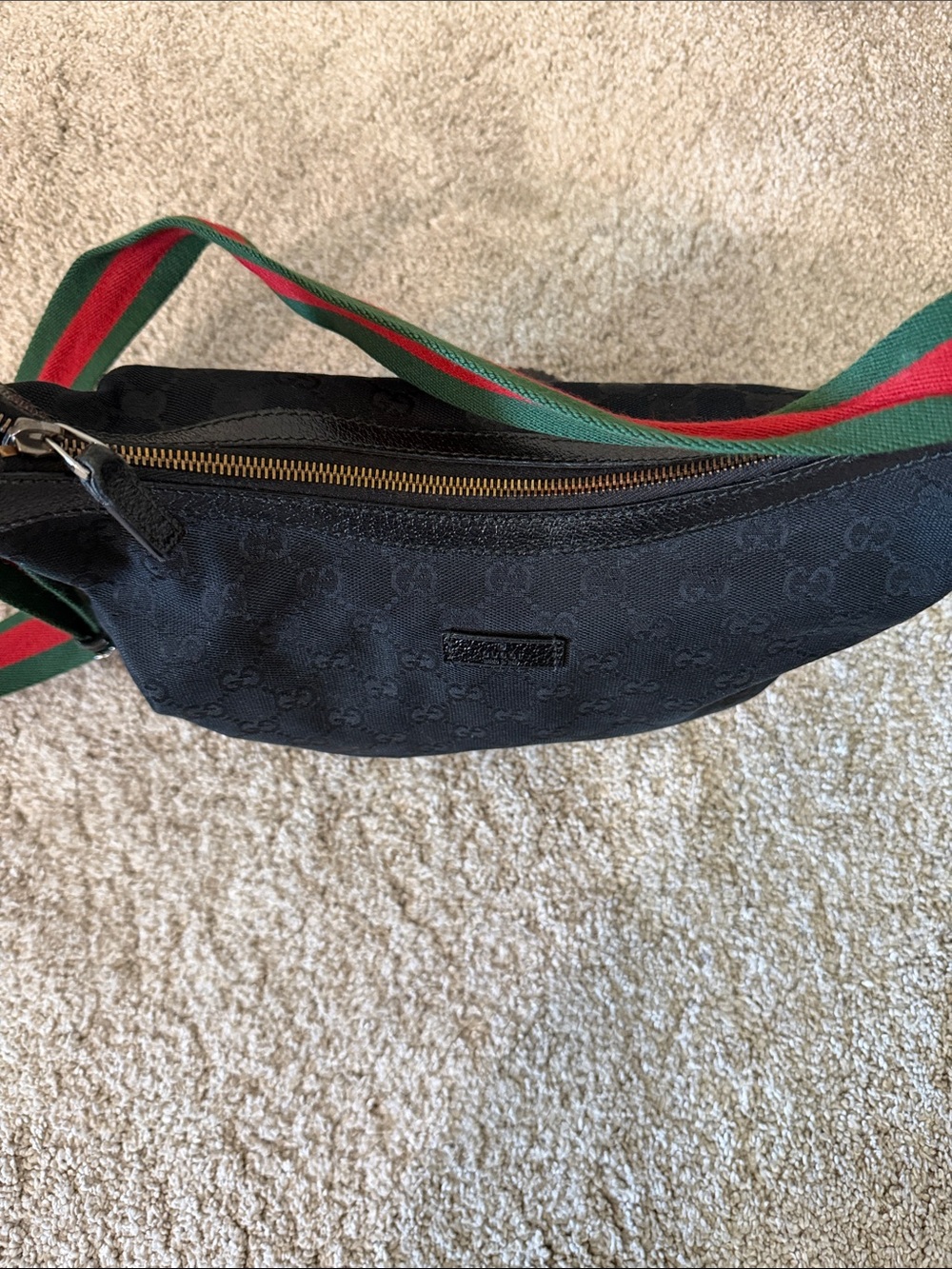 Gucci Black GG Canvas Half Moon Saddle Sherry Web Crossbody Bag - Picture 2 of 11